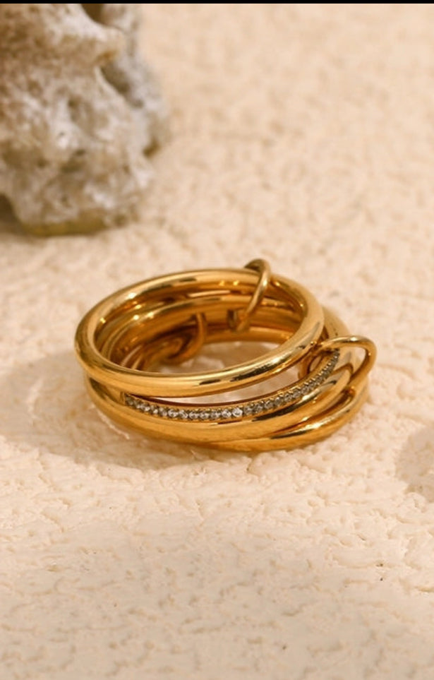 Alex layered ring