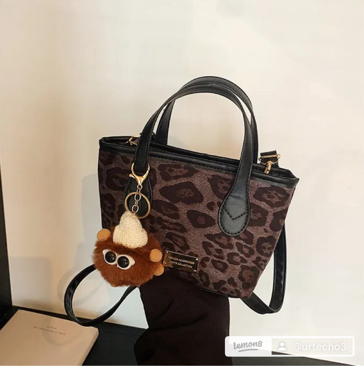 Leopard handbag