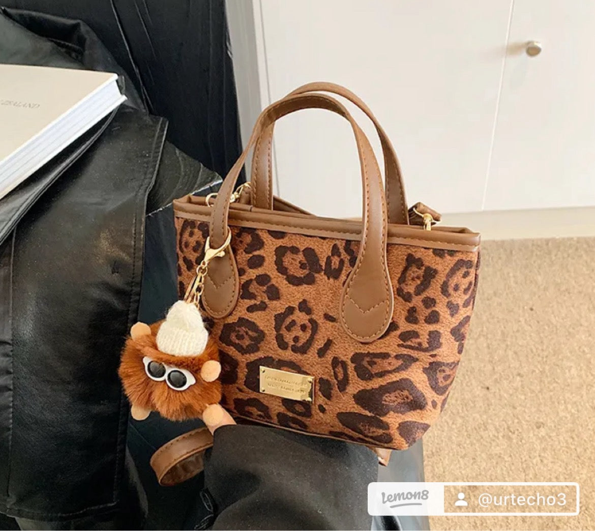 Leopard handbag