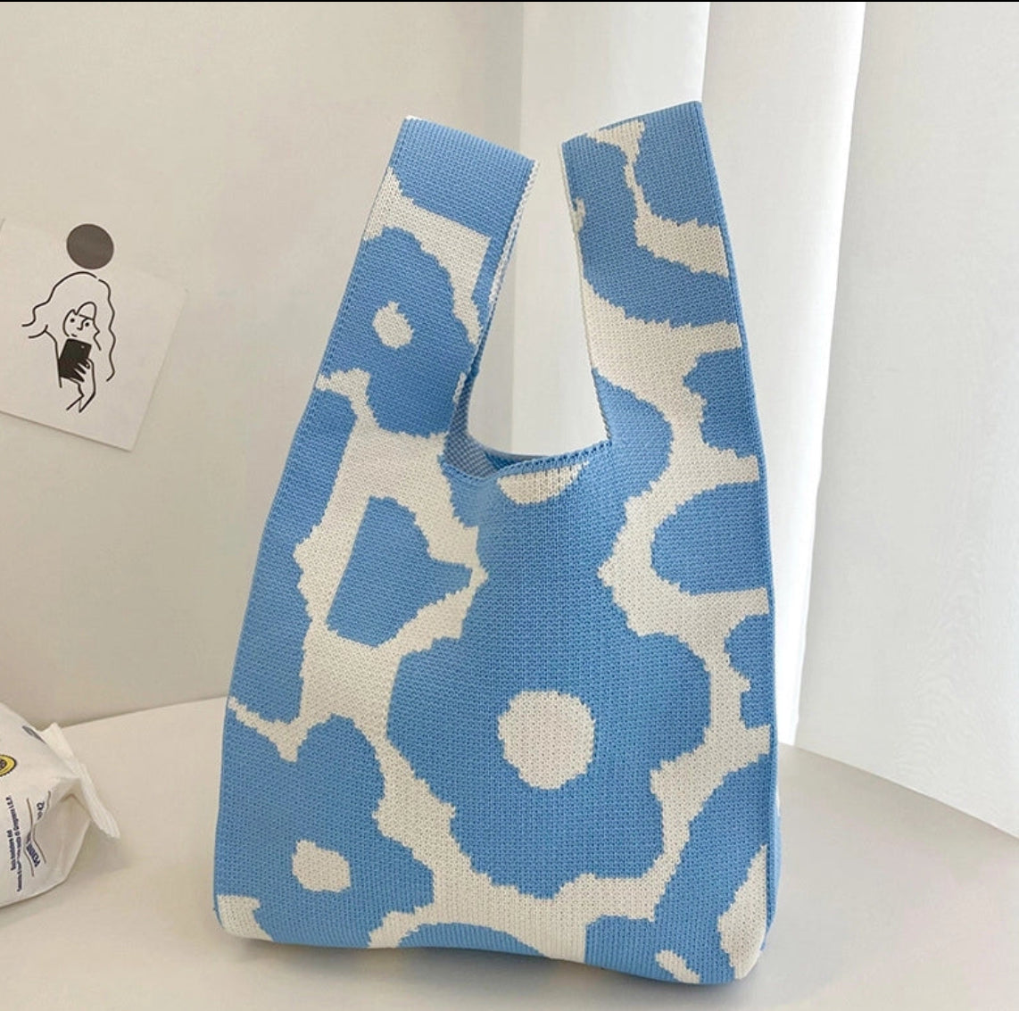 Floral knit bag