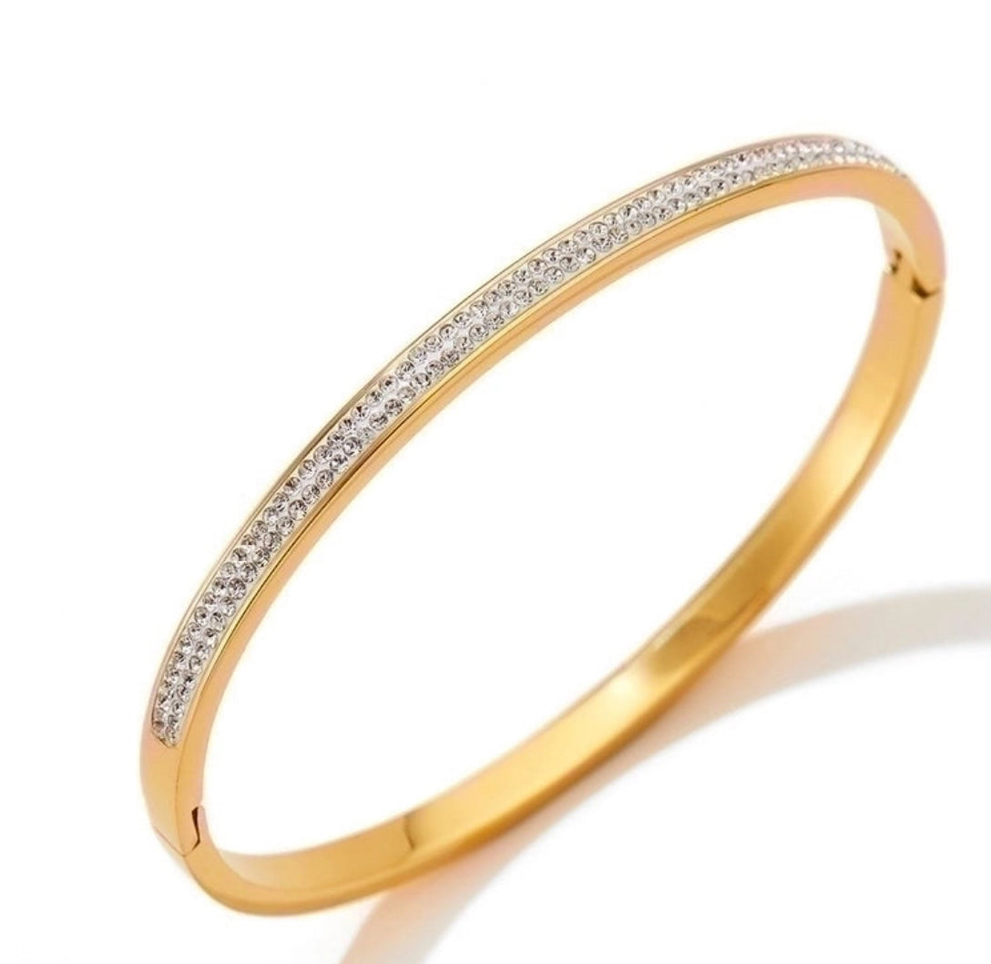 Charlotte Bangle