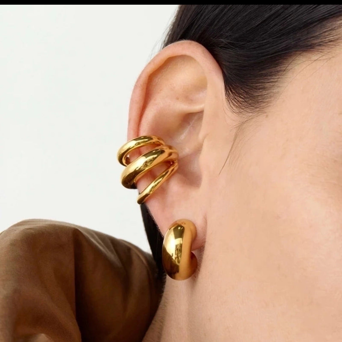 Triple single ear cuff