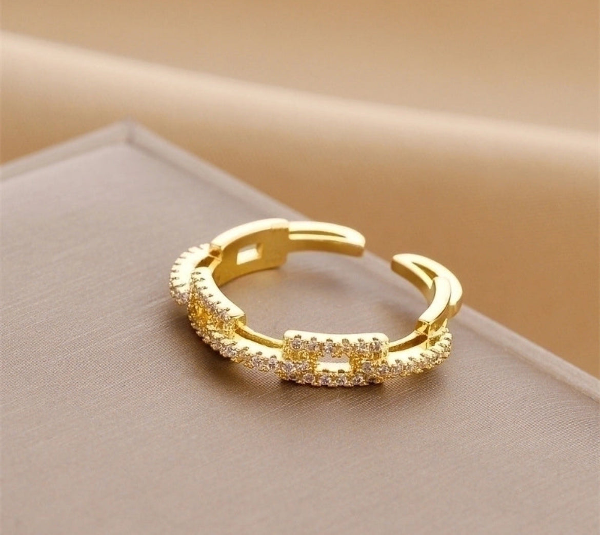 Square pave ring